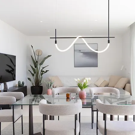 Apartamento Luxury 3-bedroom Skyline In Higueron *