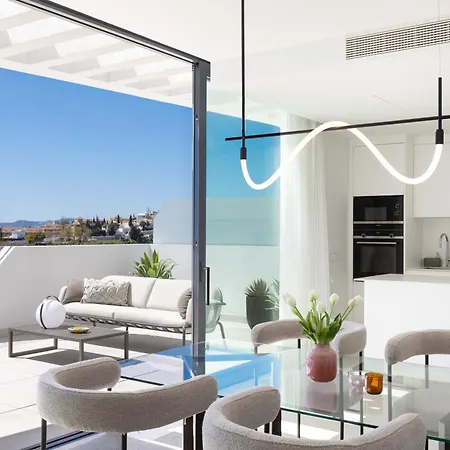 Apartamento Luxury 3-bedroom Skyline In Higueron Fuengirola
