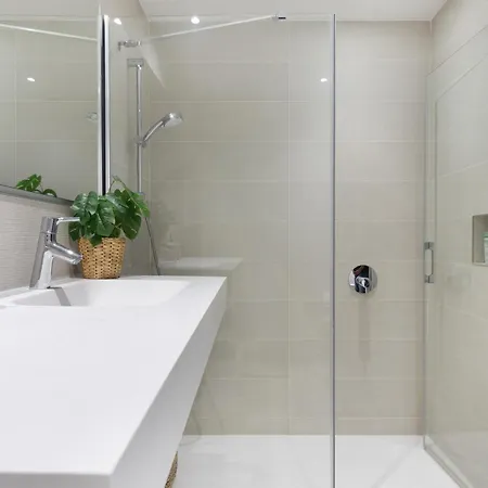 Apartamento Luxury 3-bedroom Skyline In Higueron *