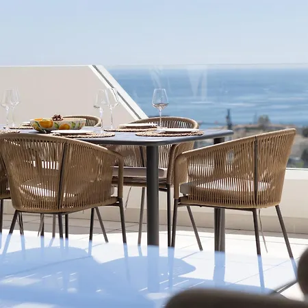 Luxury 3-bedroom Skyline In Higueron Apartamento *