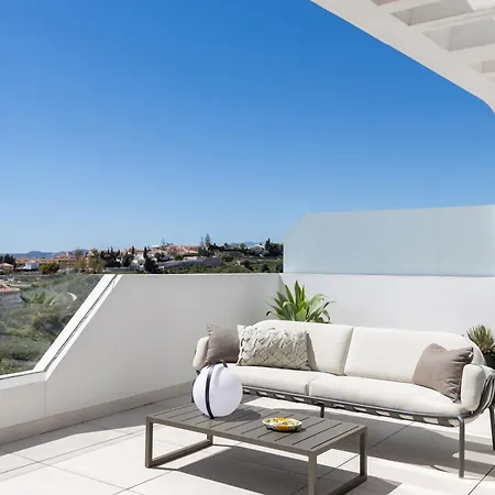 Luxury 3-bedroom Skyline In Higueron Apartamento