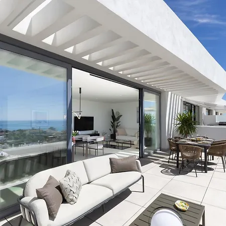 Apartamento Luxury 3-bedroom Skyline In Higueron *