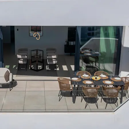 Apartamento Luxury 3-bedroom Skyline In Higueron