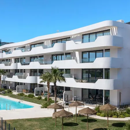 Luxury 3-bedroom Skyline In Higueron Apartamento